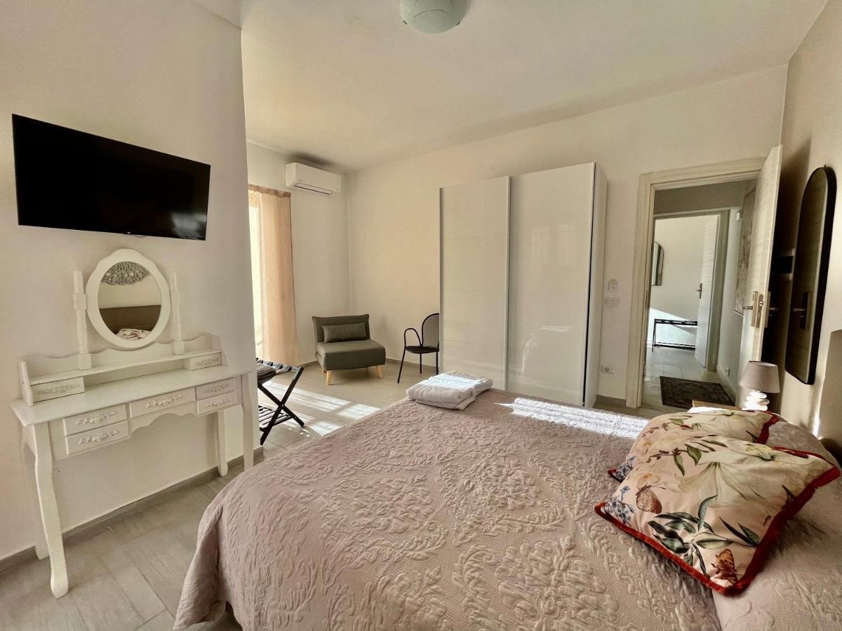 La Dependance Aparthotel سيلا المظهر الخارجي الصورة